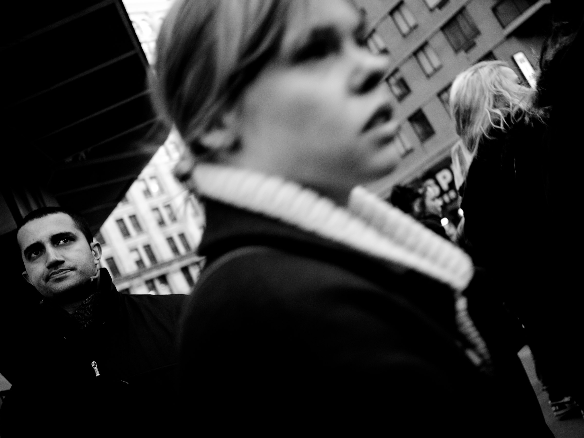 299214 3997811 new york city interactions man and woman 2